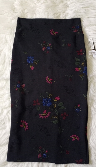 LuLaRoe Dresses & Skirts - Lularoe Ivy midi pencil skirt